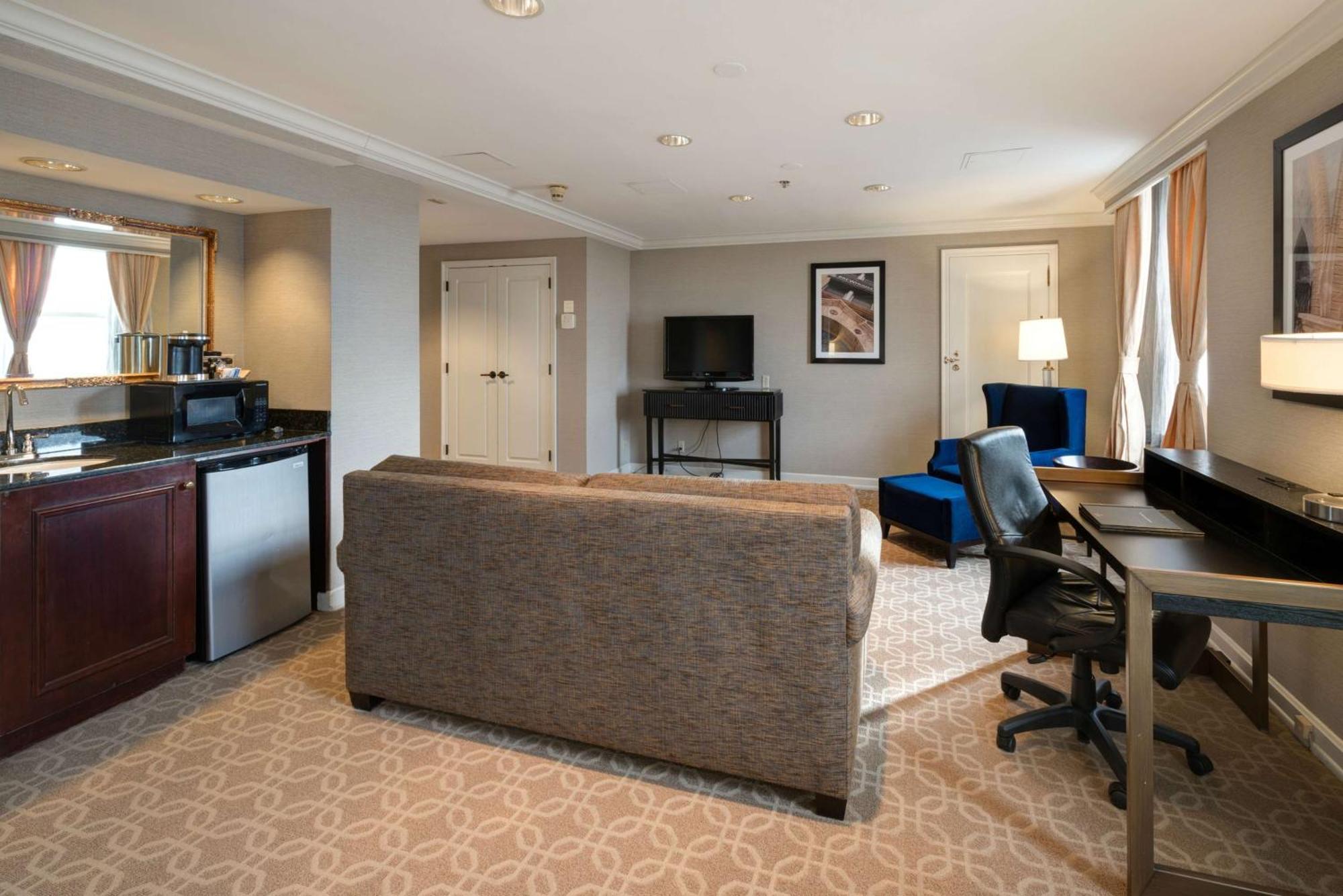 Hotel Hilton Milwaukee Esterno foto