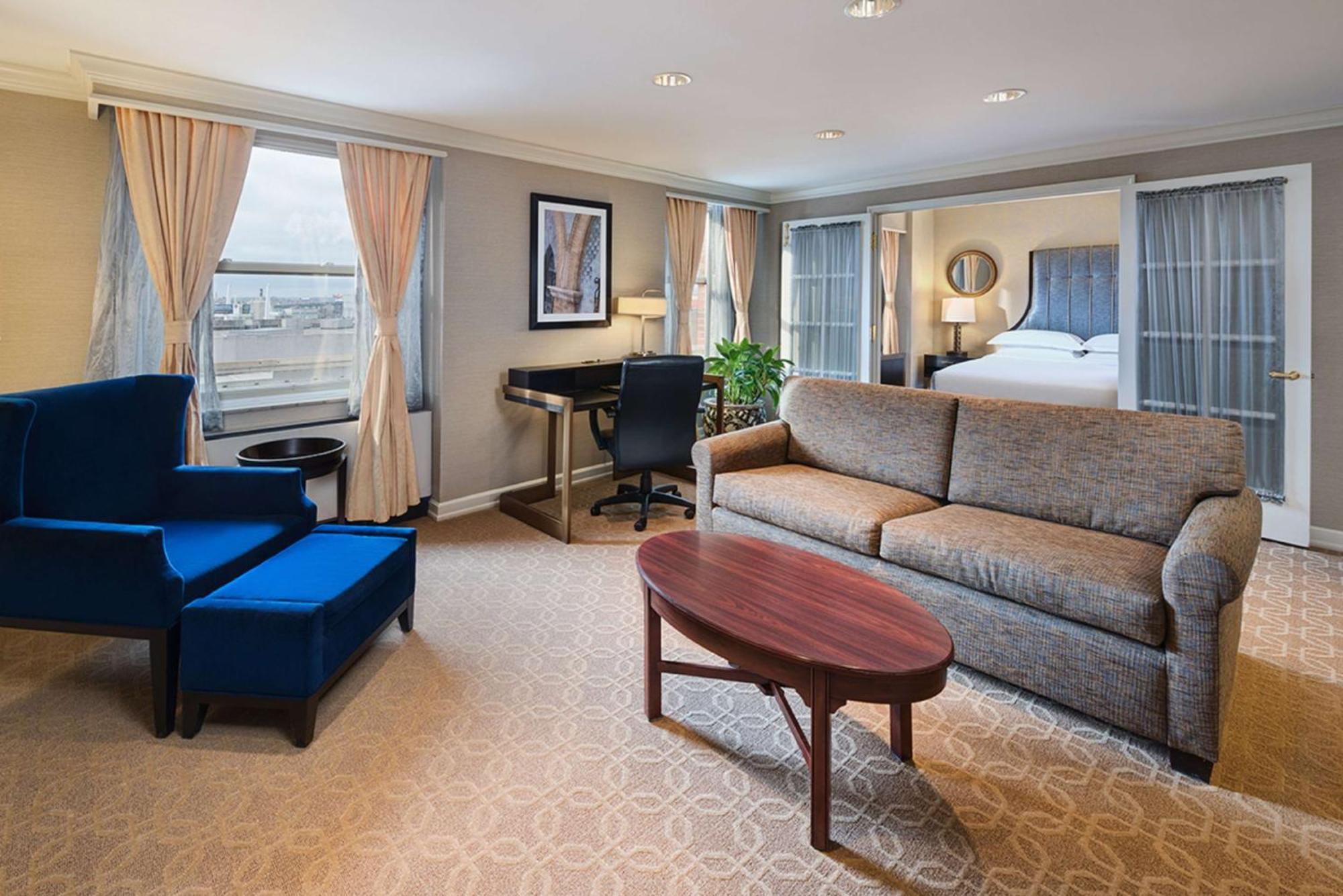 Hotel Hilton Milwaukee Esterno foto